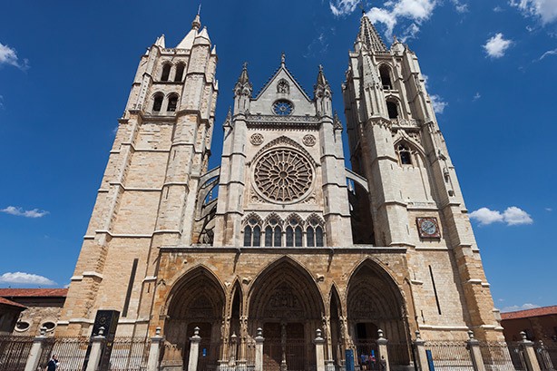 desguaza tu coche en leon